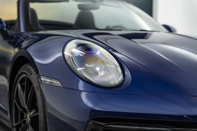 Porsche 992 Carrera 4S