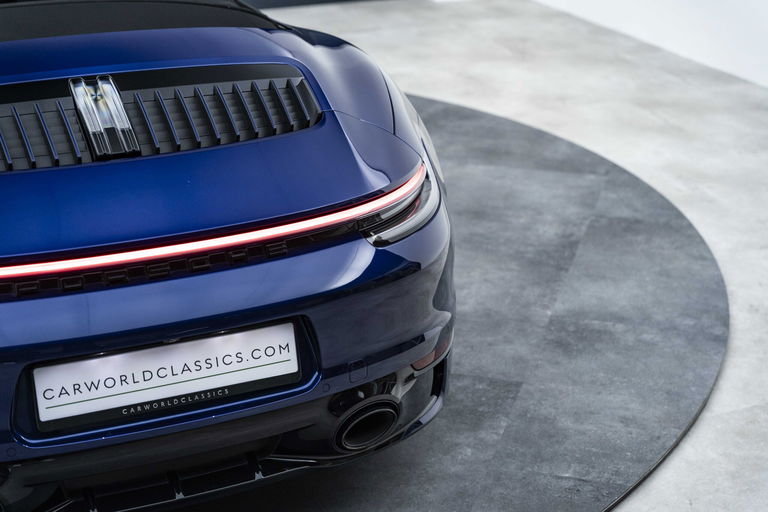 Porsche 992 Carrera 4S