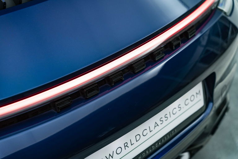 Porsche 992 Carrera 4S