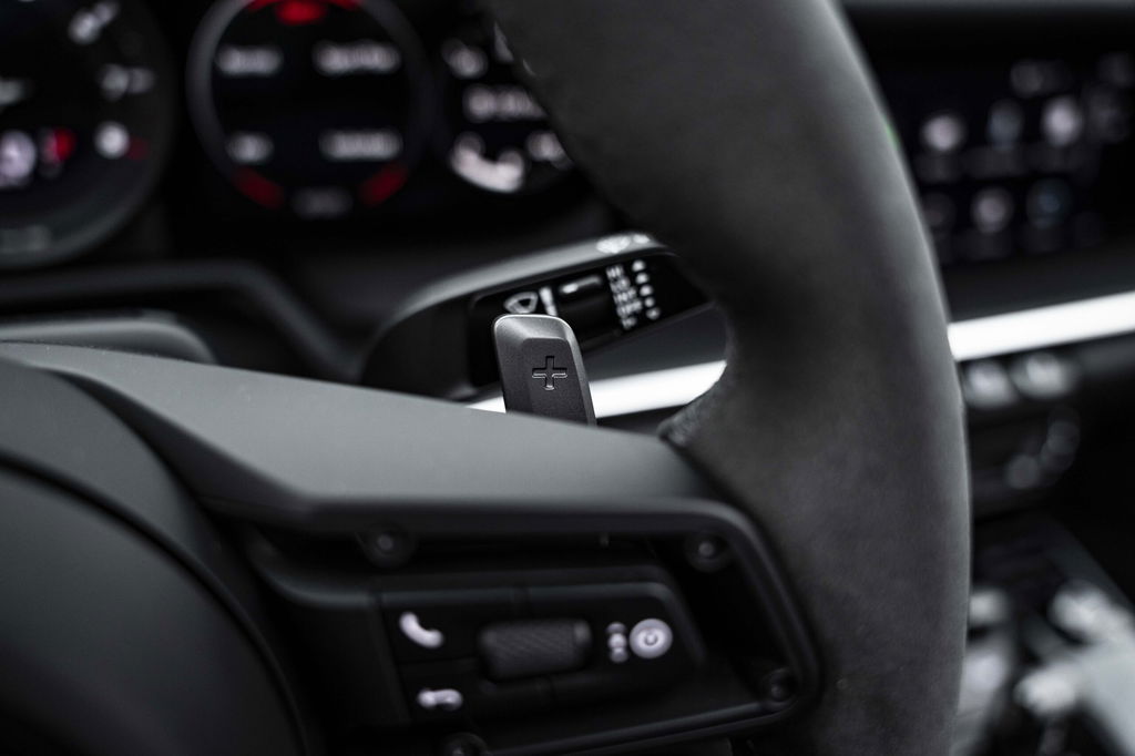 Porsche 992 Carrera 4S