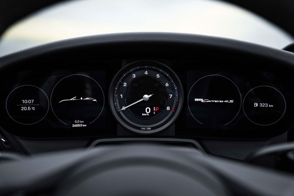 Porsche 992 Carrera 4S