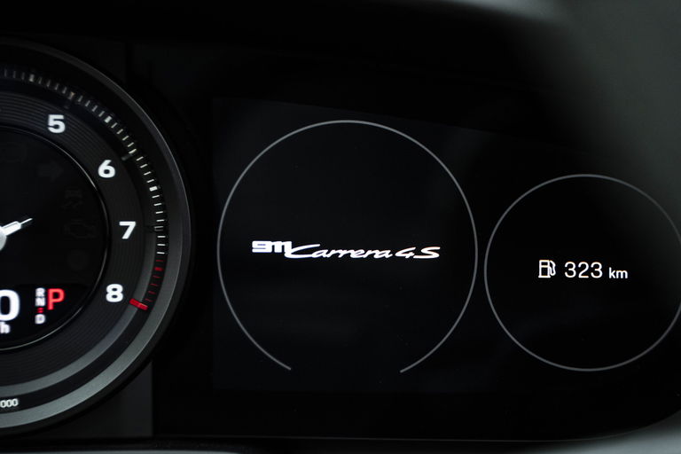 Porsche 992 Carrera 4S