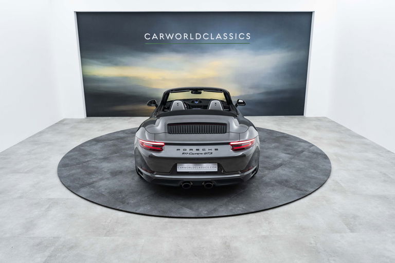 Porsche 991.2 Carrera GTS