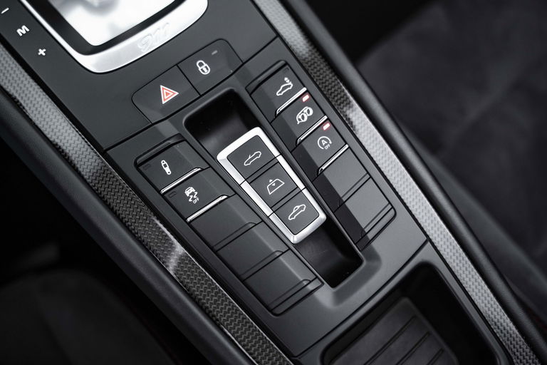 Porsche 991.2 Carrera GTS