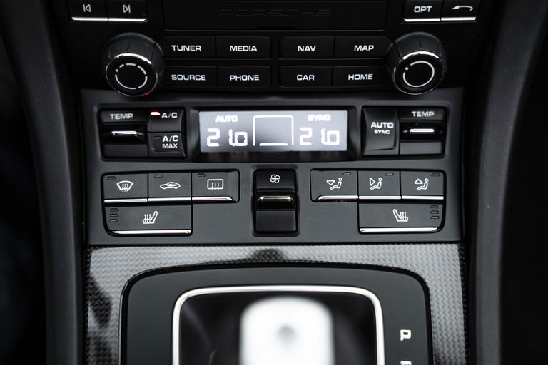 Porsche 991.2 Carrera GTS