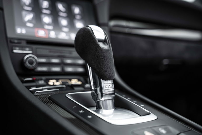 Porsche 991.2 Carrera GTS