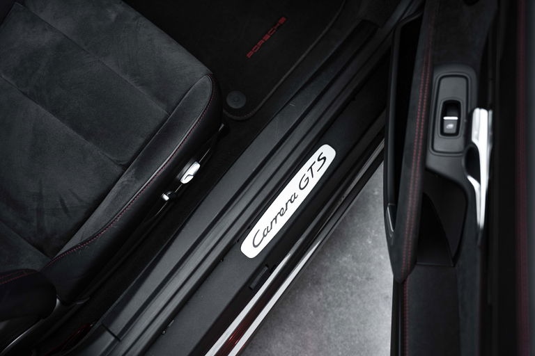 Porsche 991.2 Carrera GTS