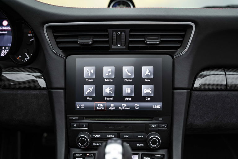 Porsche 991.2 Carrera GTS