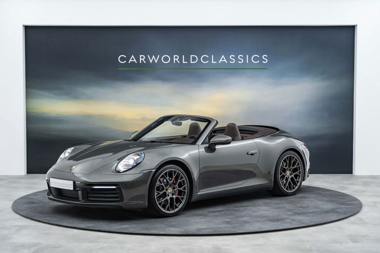 Porsche 992 Carrera 4S