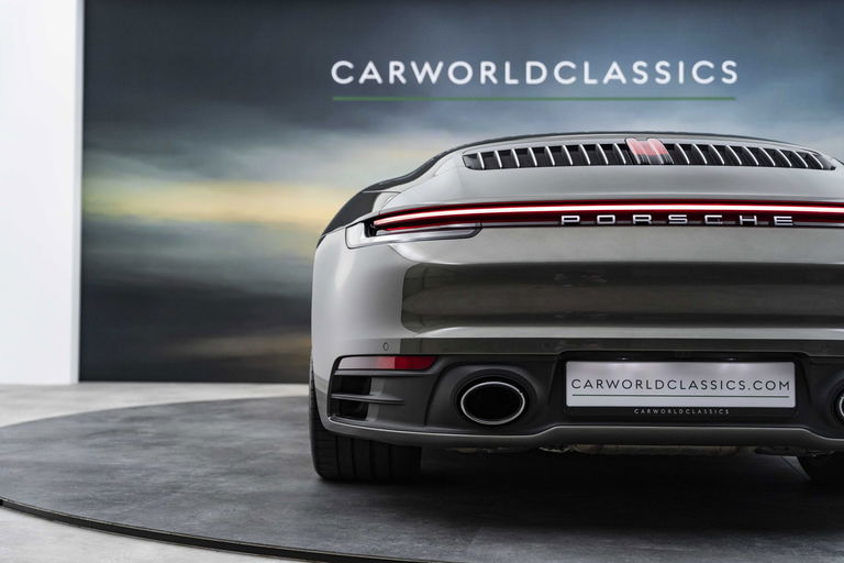 Porsche 992 Carrera 4S