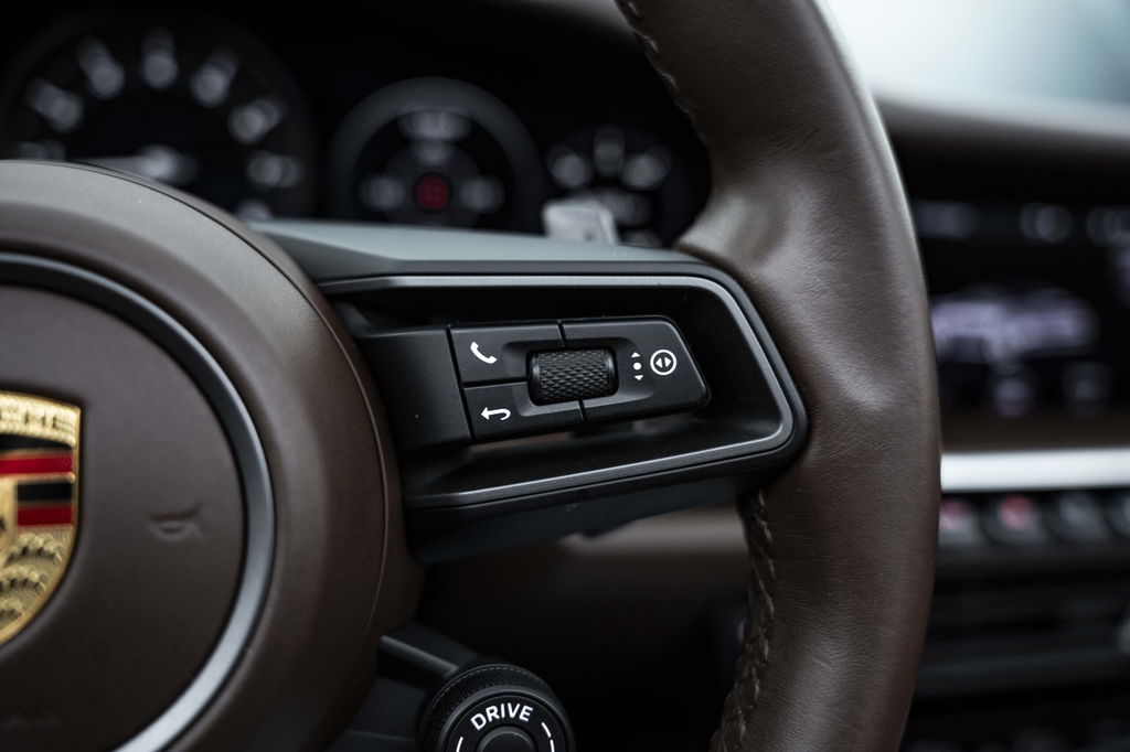 Porsche 992 Carrera 4S