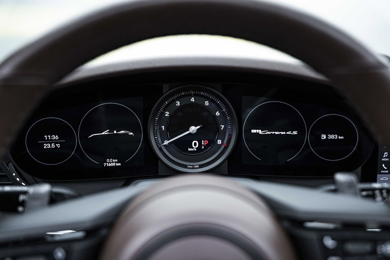 Porsche 992 Carrera 4S