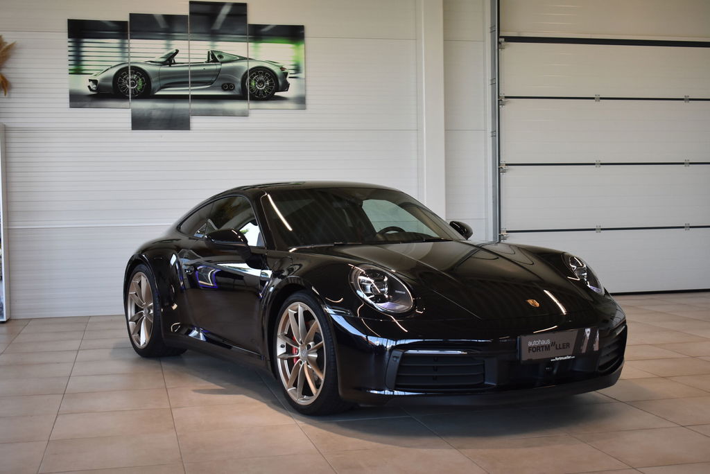 Porsche 992 Carrera S