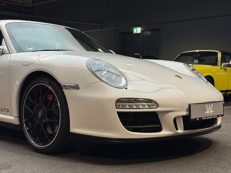 Porsche 997.2 Carrera GTS