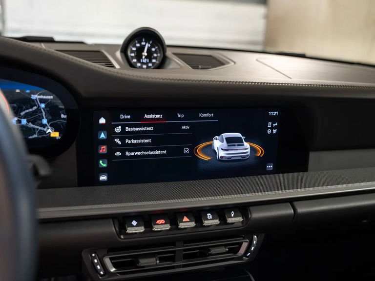 Porsche 992 Carrera 4S