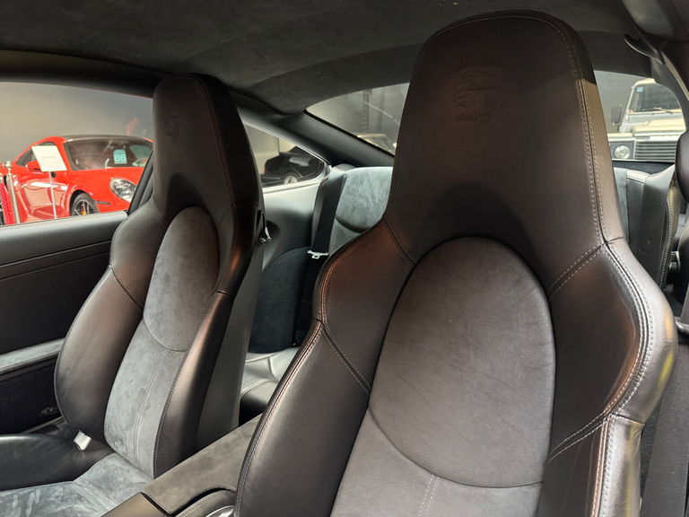 Porsche 997.2 Carrera GTS