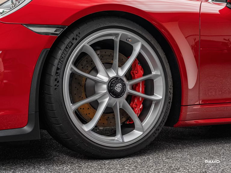 Porsche 991 GT3 Touring