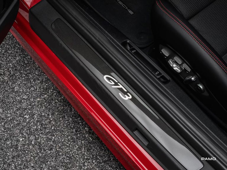 Porsche 991 GT3 Touring