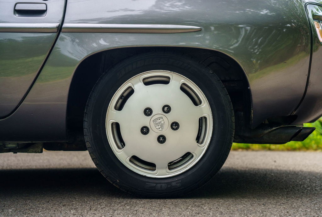 Porsche 928 S
