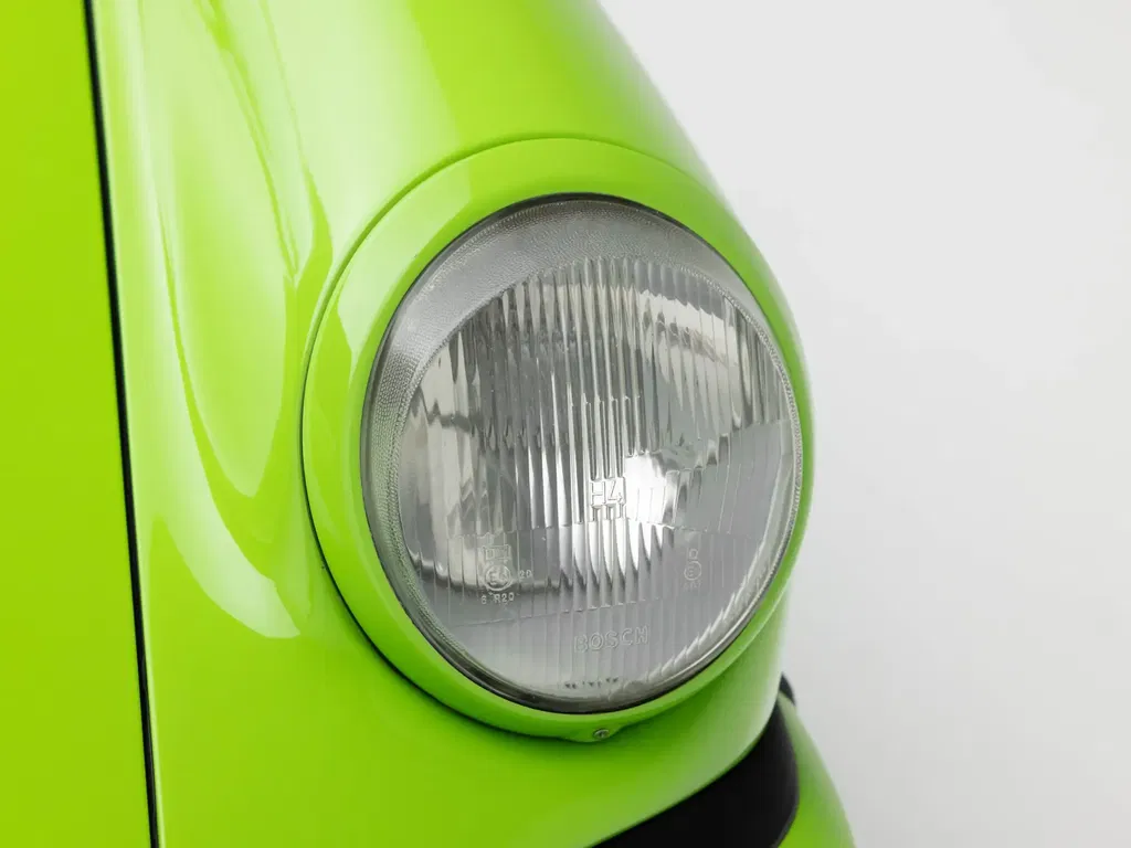 Porsche 911 Carrera 2.7