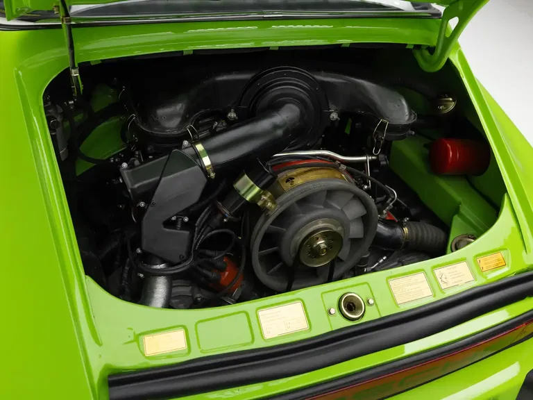 Porsche 911 Carrera 2.7