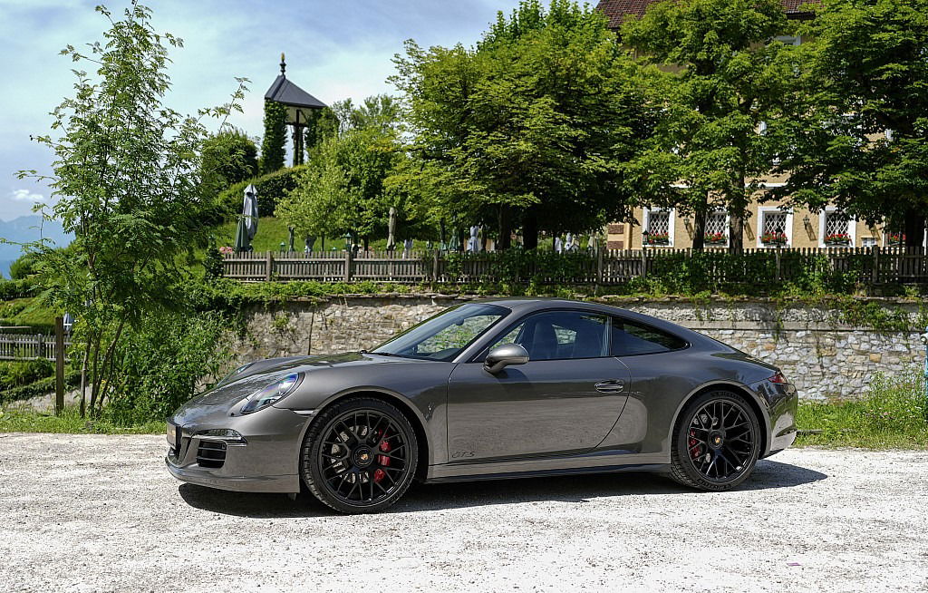 Porsche 991 Carrera 4 GTS