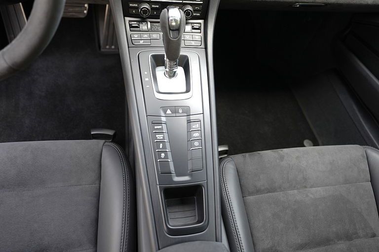 Porsche 991 Carrera 4 GTS