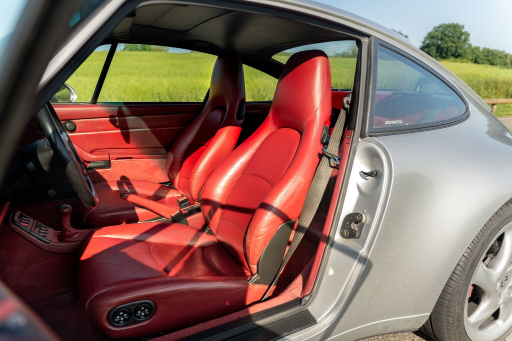 Porsche 993 Carrera