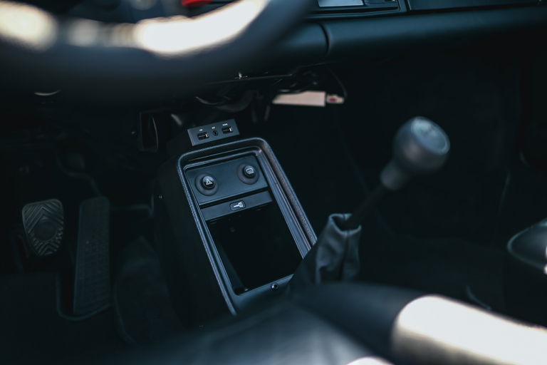 Porsche 911 Carrera 3.2 (US)