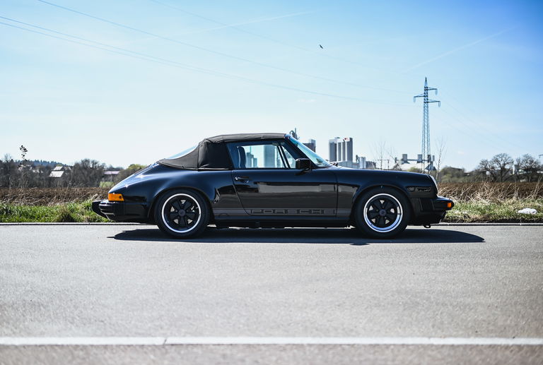 Porsche 911 Carrera 3.2 (US)