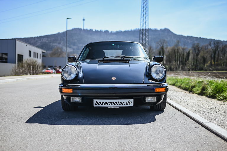 Porsche 911 Carrera 3.2 (US)