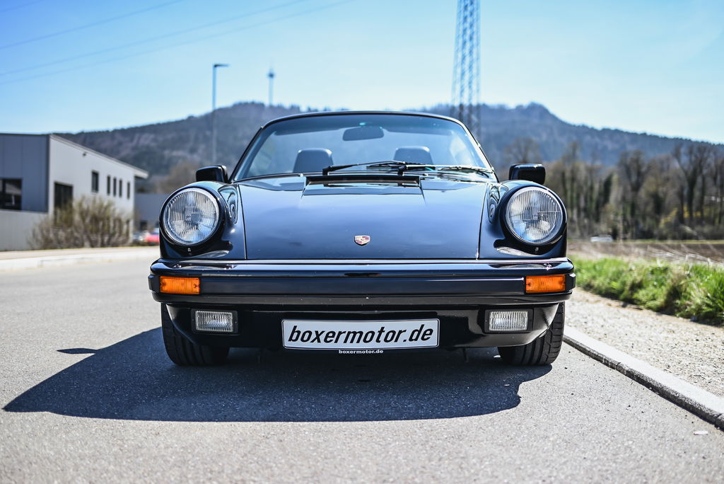 Porsche 911 Carrera 3.2 (US)