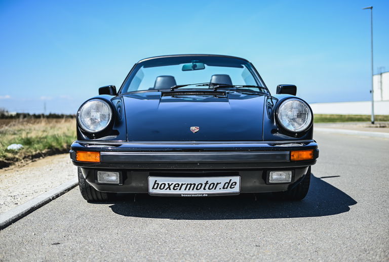 Porsche 911 Carrera 3.2 (US)
