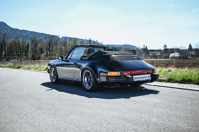 Porsche 911 Carrera 3.2 (US)