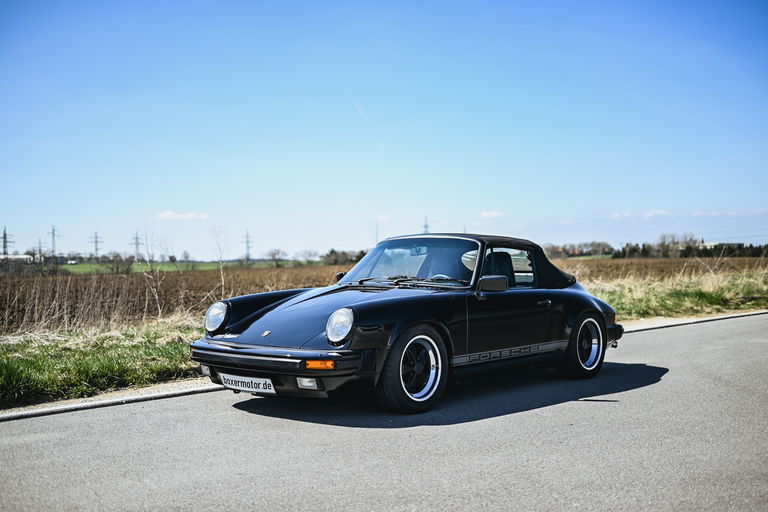 Porsche 911 Carrera 3.2 (US)