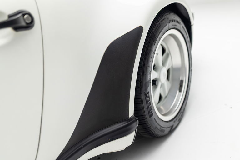 Porsche 911 Carrera 3.2 Speedster (US)