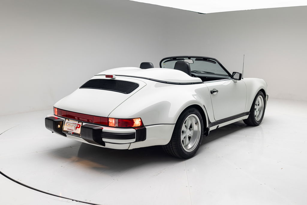 Porsche 911 Carrera 3.2 Speedster (US)