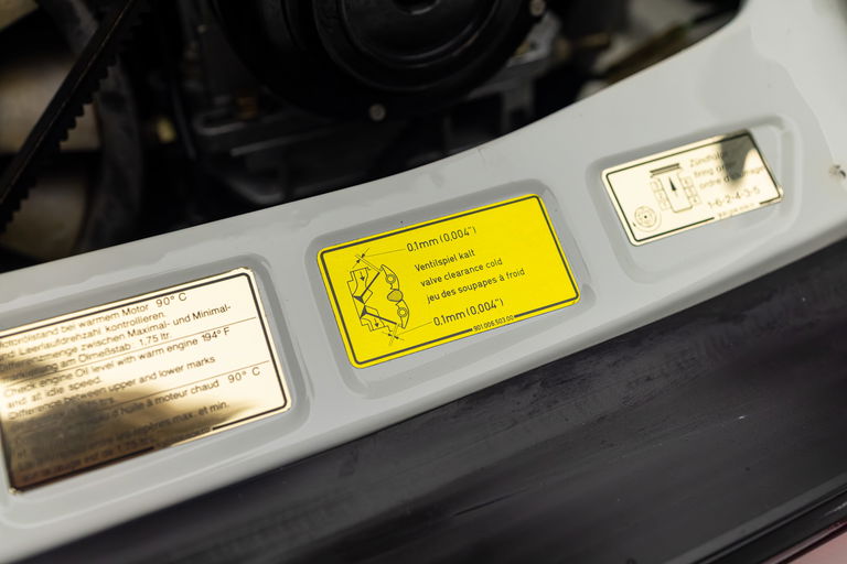 Porsche 911 Carrera 3.2 Speedster (US)