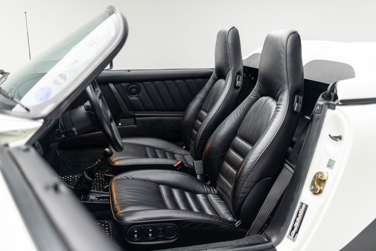 Porsche 911 Carrera 3.2 Speedster (US)