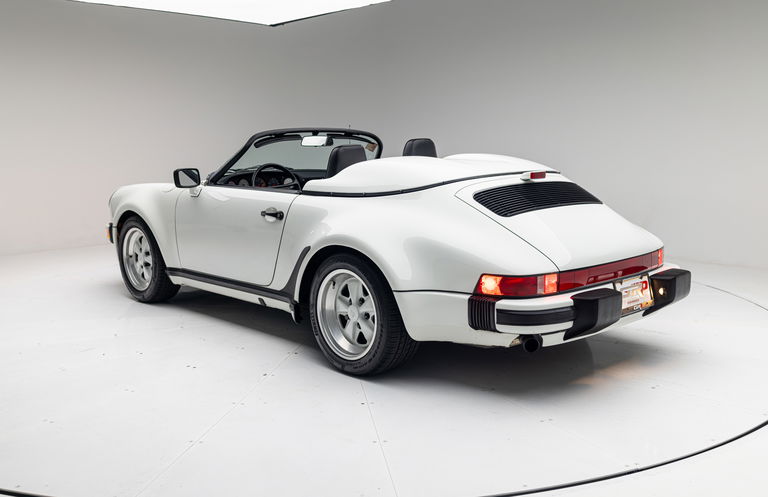 Porsche 911 Carrera 3.2 Speedster (US)
