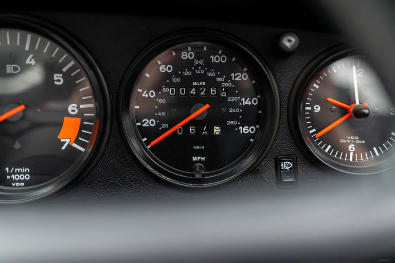 Porsche 911 Carrera 3.2 Speedster (US)