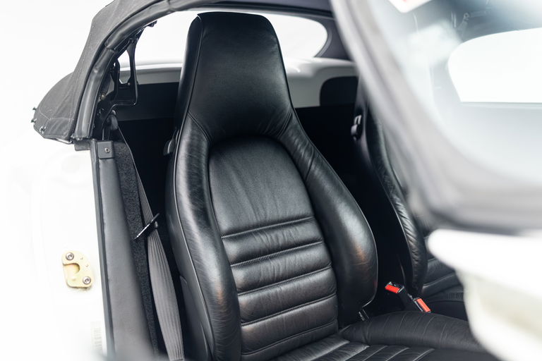 Porsche 911 Carrera 3.2 Speedster (US)