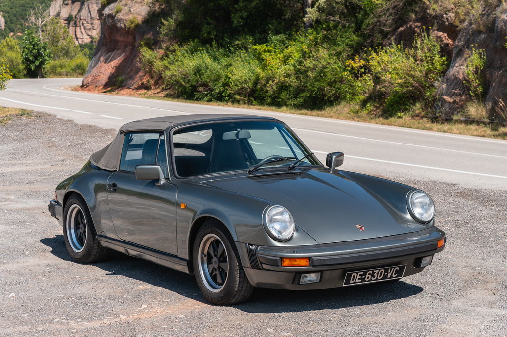 Porsche 911 Carrera 3.2