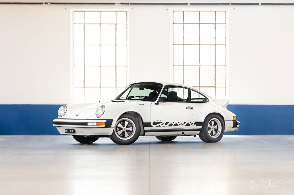 Porsche 911 Carrera 2.7