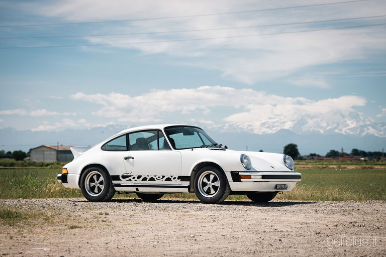 Porsche 911 Carrera 2.7