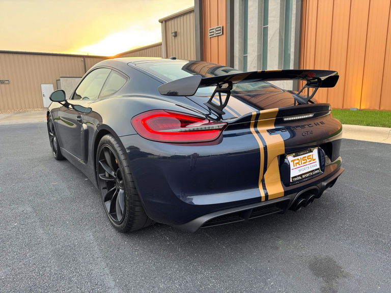 Porsche 981 Cayman GT4