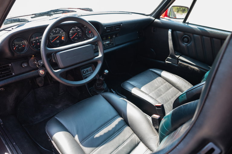 Porsche 911 Carrera 3.2