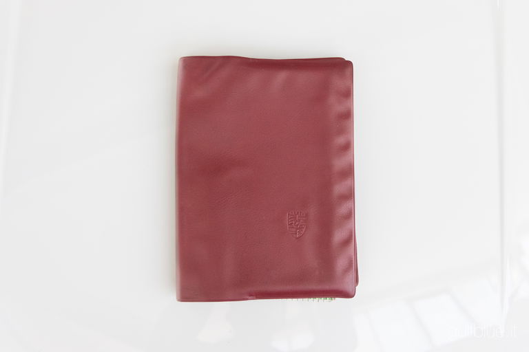 Porsche 911 Carrera 2.7