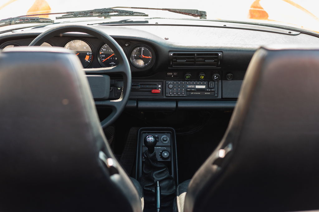 Porsche 911 Carrera 3.2