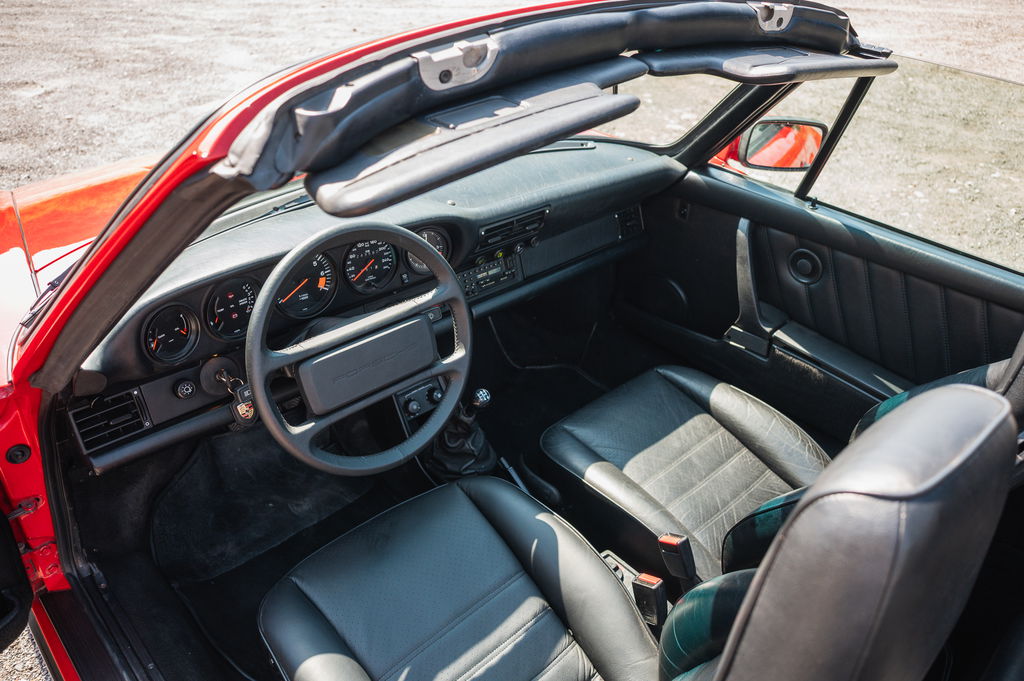 Porsche 911 Carrera 3.2